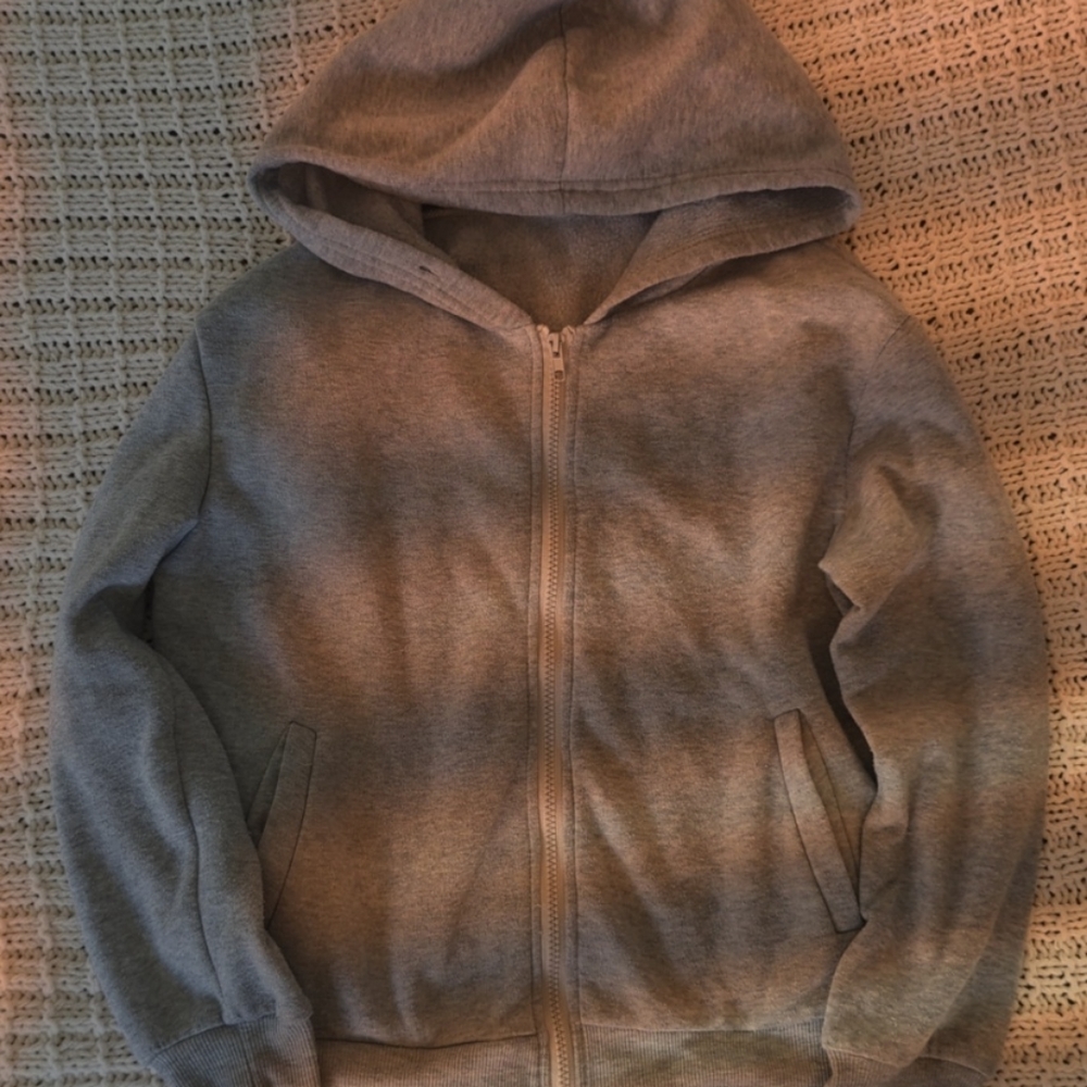 ✨ lady's ✨ light grey zip up hoodie ❤️❤️